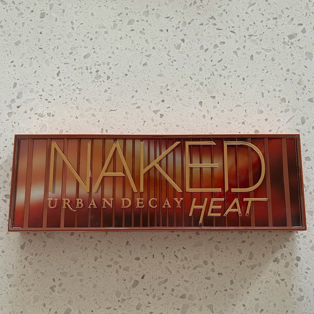 Urban decay eyeshadow pallet HEAT